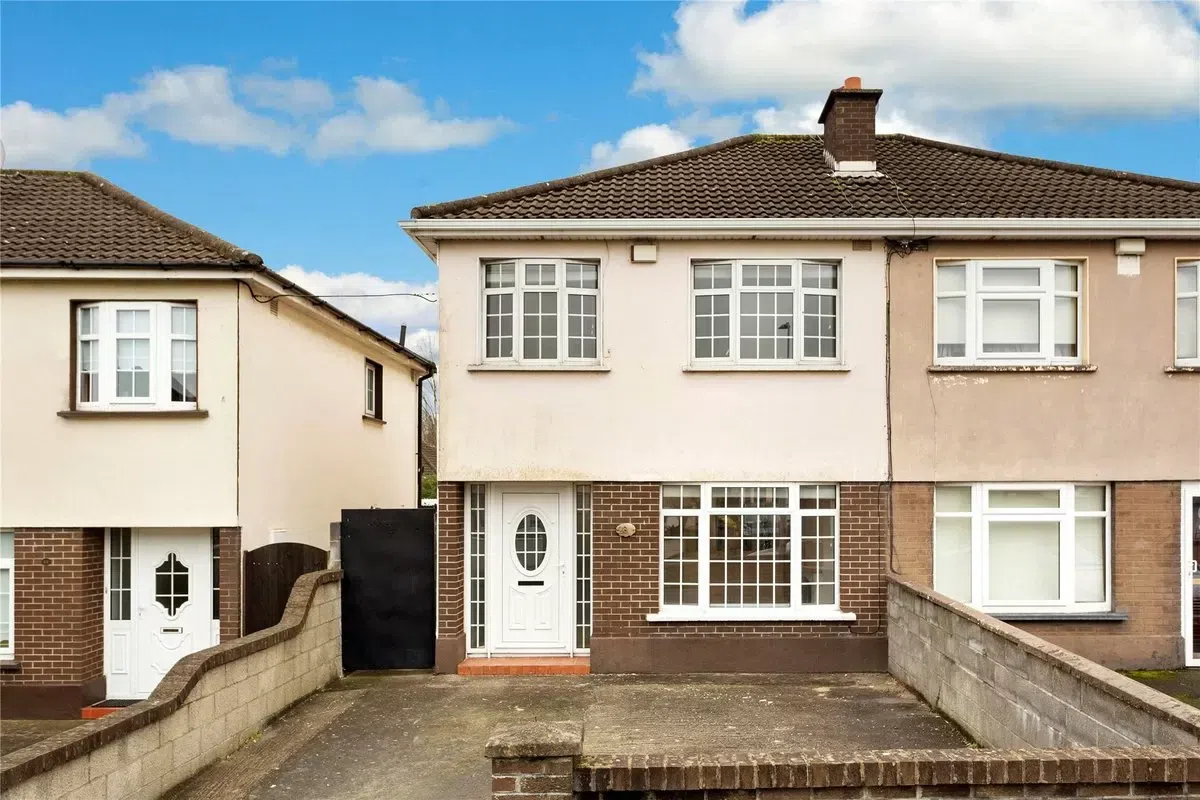 28 Ashfield Park, Clonsilla, Dublin 15, historical listing image 1