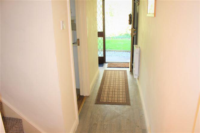 22 The Coaches, Forest Park,, Courtown, Wexford, historical listing image 4