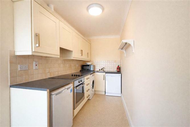 8, Verdemont Snugborough Road, Dublin 15, historical listing image 6