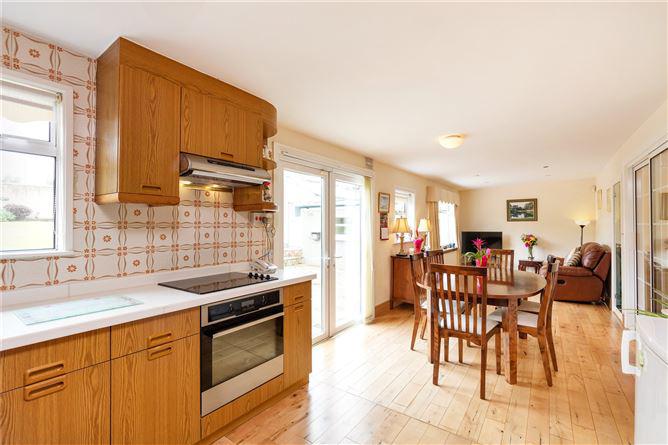 3 Old Cannon Rock Cottages, Howth, Dublin 13, D13XN56, historical listing image 5