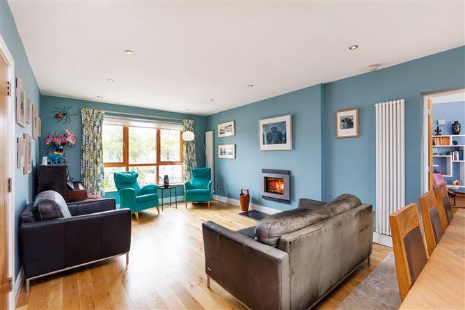 15 Walnut Lawn, Drumcondra, Dublin 9, D09N1K6, historical listing image 3