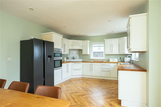 14, Wayside Park, Co. Cork, historical listing image 6