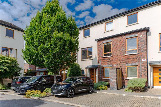 Apartment 4 Dalriada Close, Knocklyon, Dublin, historical listing image 2