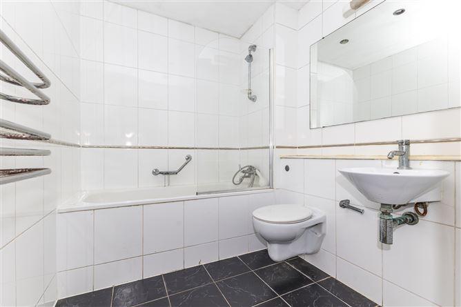 Apartment 77, Burnell Court, Malahide Road, Northern Cross, D17C523, historical listing image 4