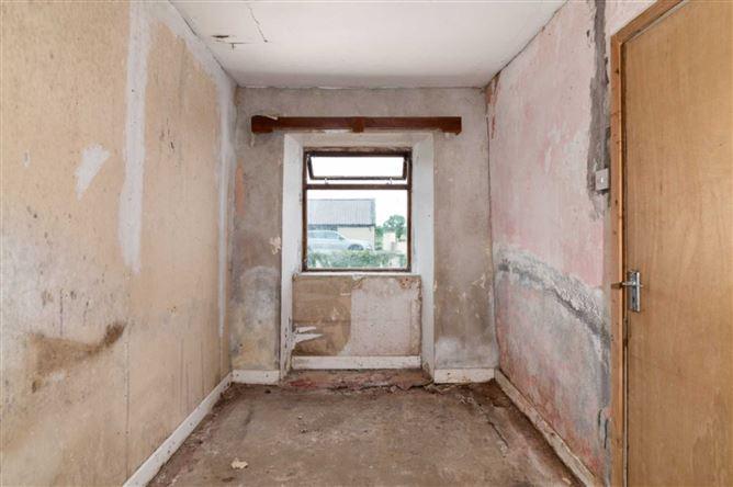 Clooneenbaun (Rockfield), Oran., Roscommon Town, Co. Roscommon, F42VW84, historical listing image 5