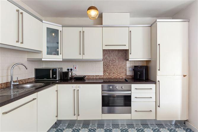 17 Academy Square, Academy Street, Navan, County Meath, historical listing image 3