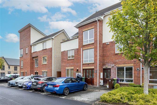 68 Boroimhe Hazel, Swords, County Dublin, historical listing image 2