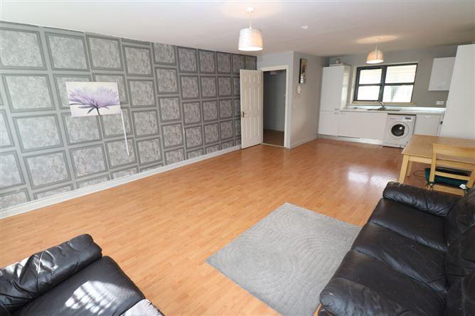 Apt. 201 C, An tSean Mhargadh, Drogheda, Louth, historical listing image 6