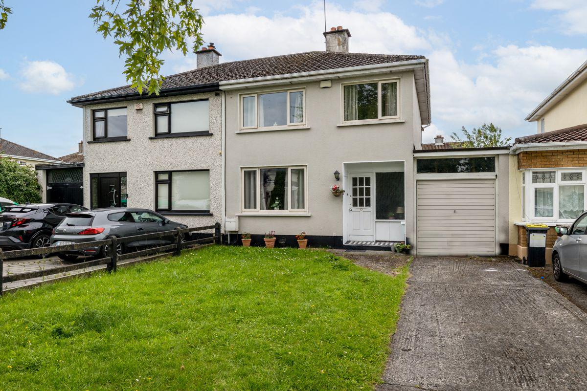 10 Castle Close, Ashbourne, Co. Meath, historical listing image 1