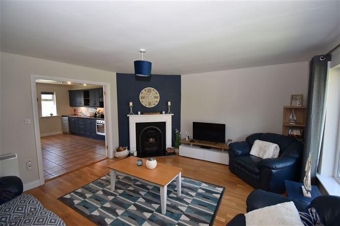 18 Mariner's Cove, Baltimore, Cork, historical listing image 6