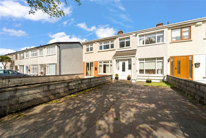 55 The Crescent, Millbrook Lawns, Tallaght, Dublin 24, historical listing image 2