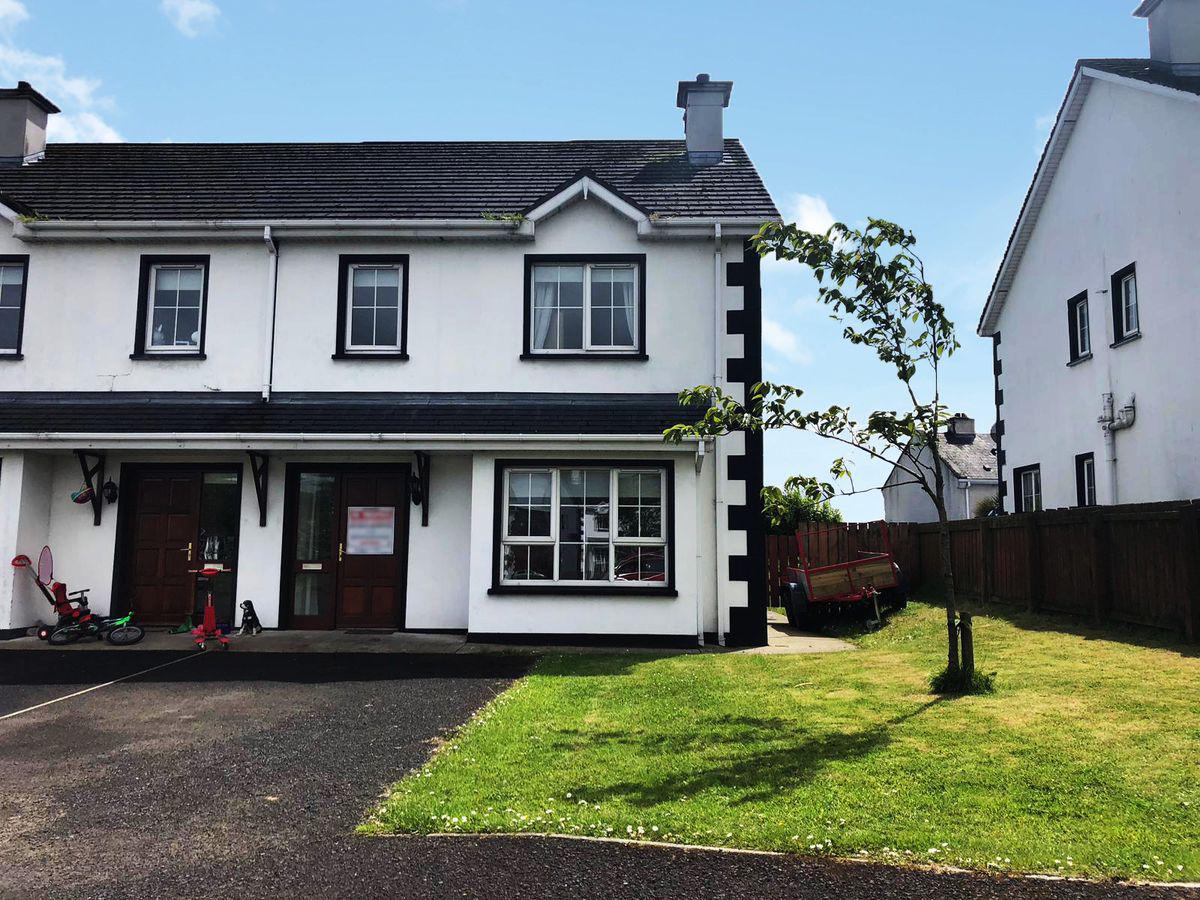 14 Manor Court, Convoy, Co. Donegal, historical listing image 1