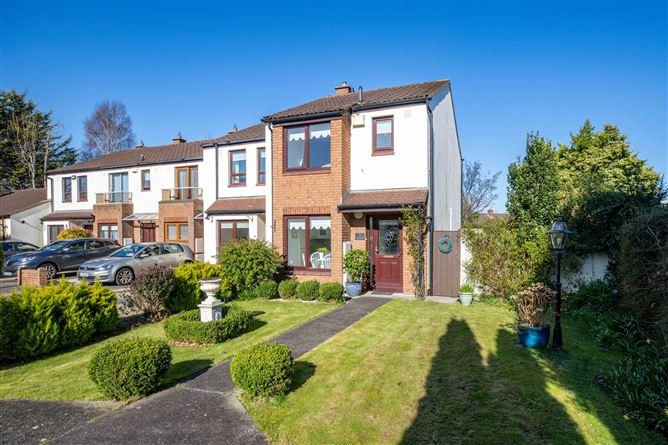 15, Hazelbrook Court, Co. Dublin, historical listing image 2