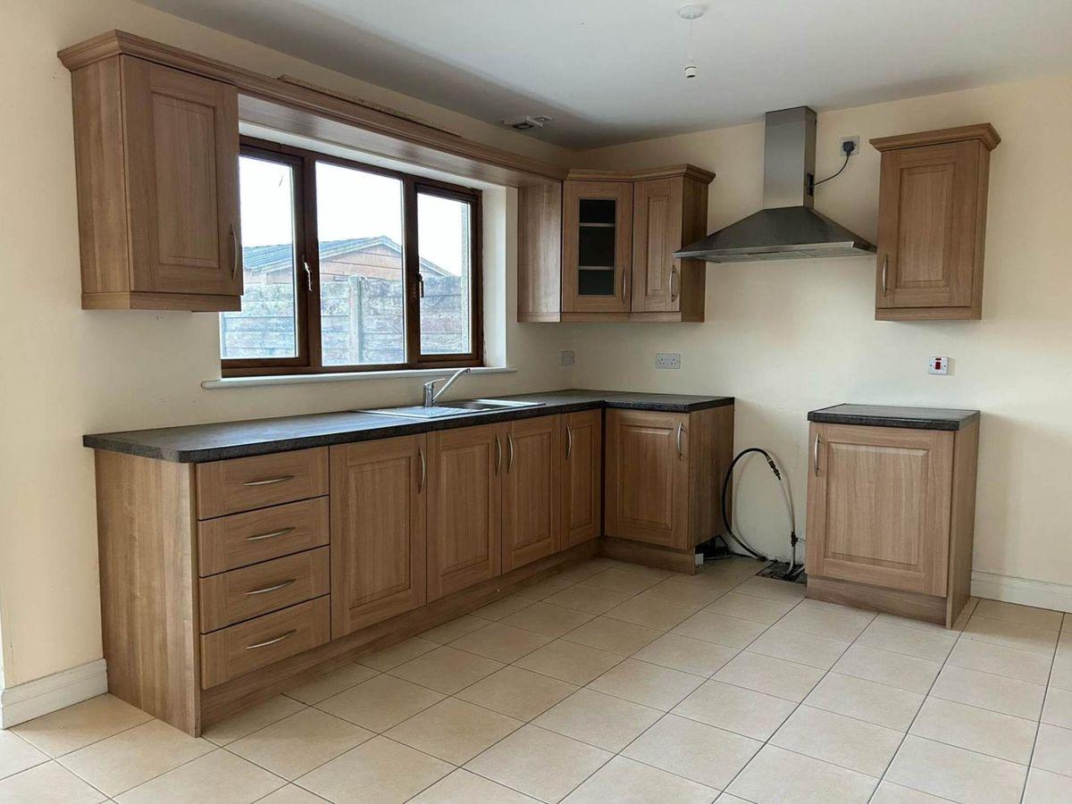 14 Meadow Court, The Beeches, Boherbue, Co. Cork, P51EV25, historical listing image 5