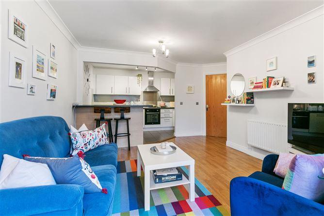 32 The Cedar, Cruagh Wood, Stepaside, Dublin 18, historical listing image 5