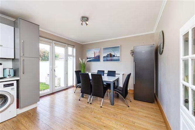 572, Collins Avenue, Dublin 9, historical listing image 5