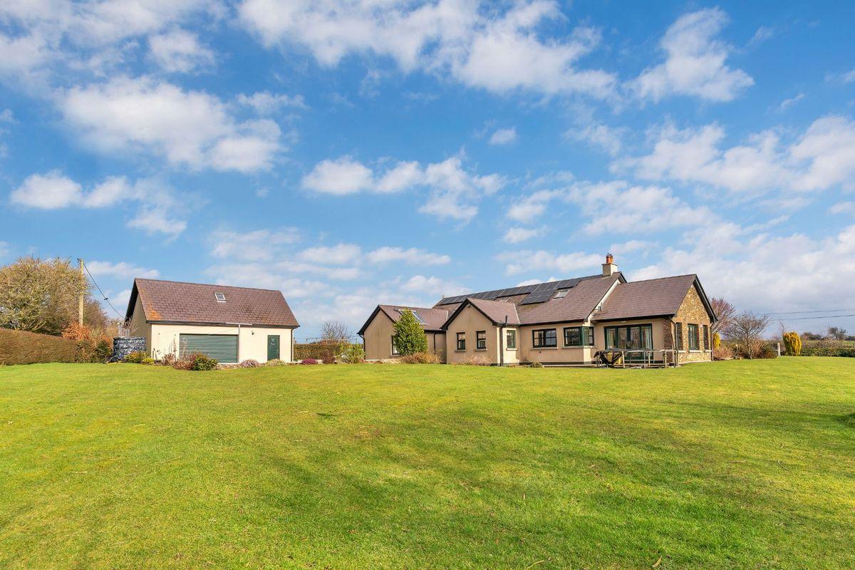 Sandyhills, Dunlavin, Dunlavin, Co. Wicklow, W91XR71, historical listing image 4