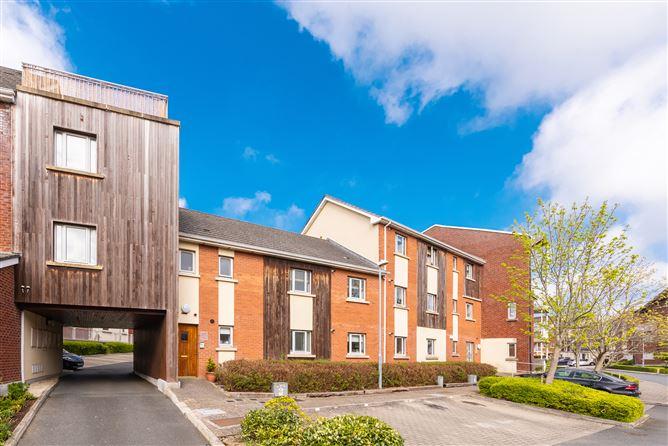 29 Cluain Shee, Aiken's Village, Sandyford, Dublin 18, D18RV06, historical listing image 1