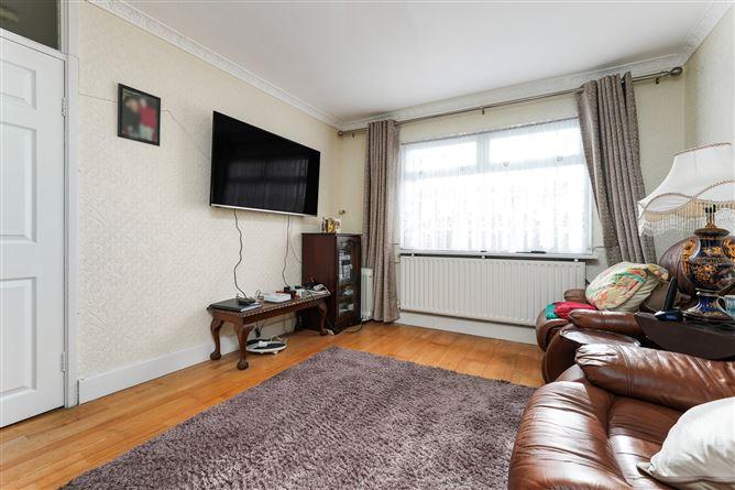 15, Berryfield Crescent, Dublin 11, historical listing image 6