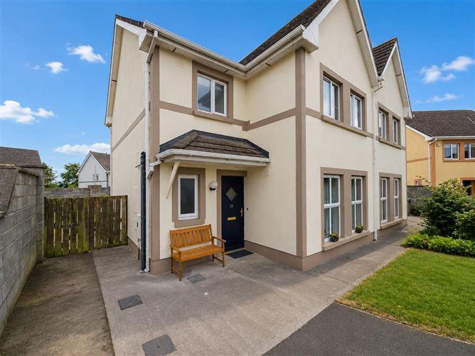 33 Philips Vale, Daingean, Co. Offaly, historical listing image 2