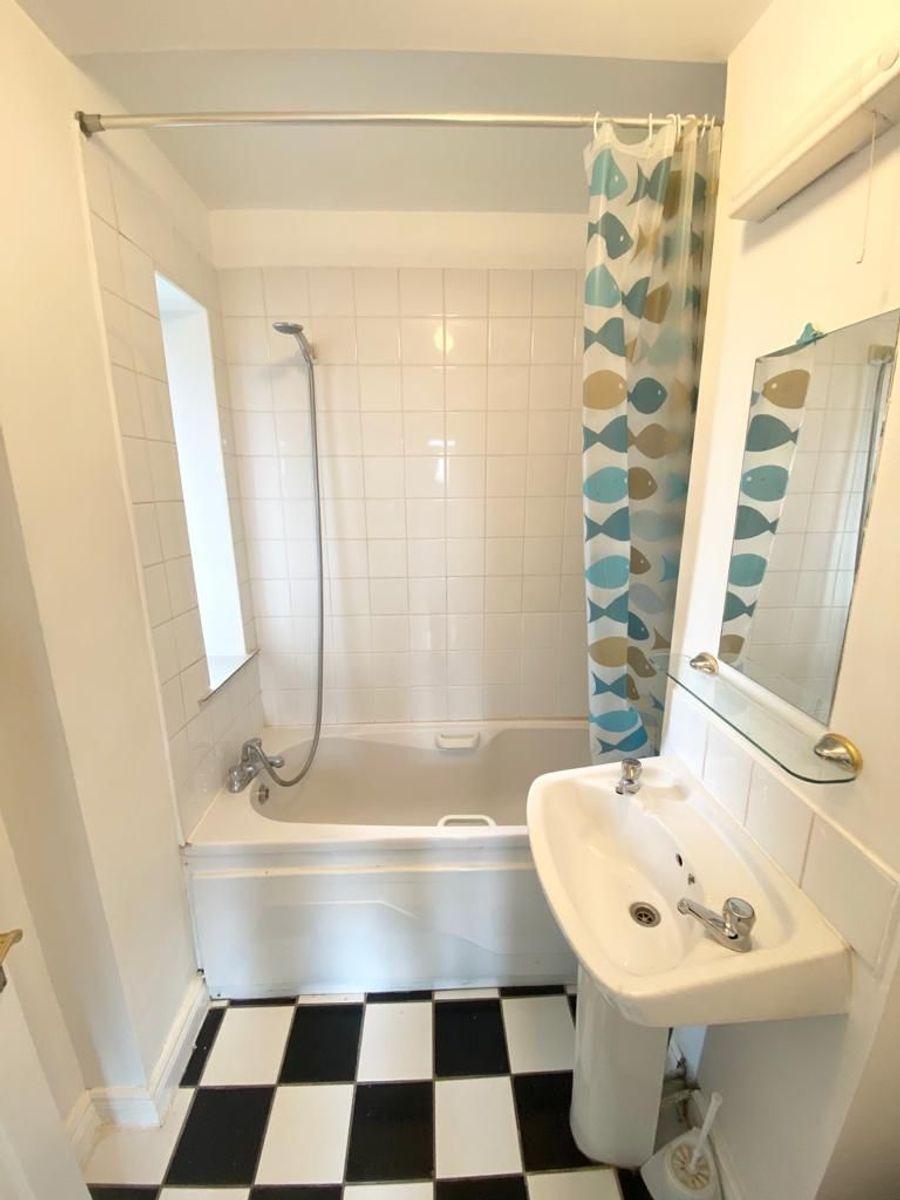 15 Gateway View, Dublin 11, Ballymun, Dublin 11, D11C427, historical listing image 6