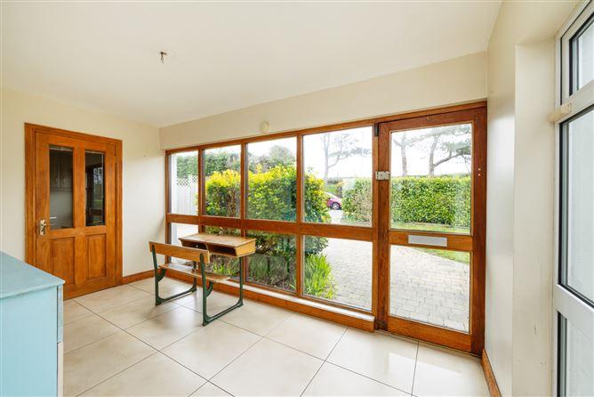 28 Casana View, Howth, Co. Dublin, historical listing image 5