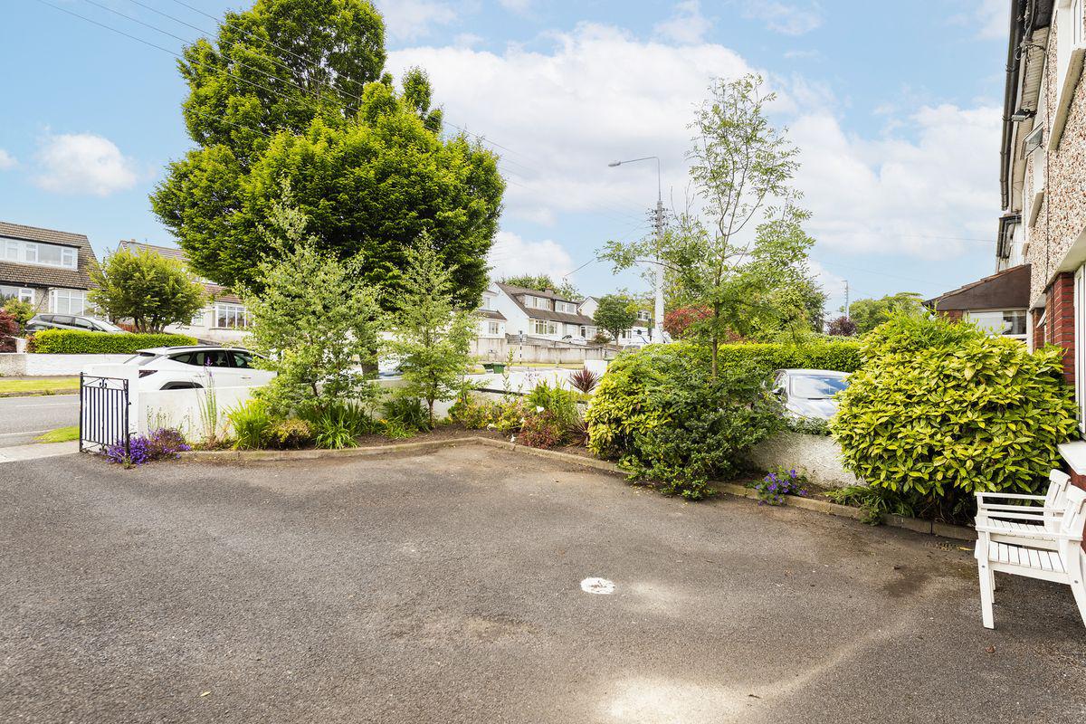 102 Sweetmount Avenue, Dundrum, Churchtown, Dublin 14, historical listing image 2