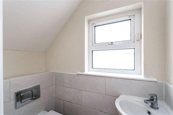 70 Beaufort Downs, Rathfarnham, Dublin 14, historical listing image 5