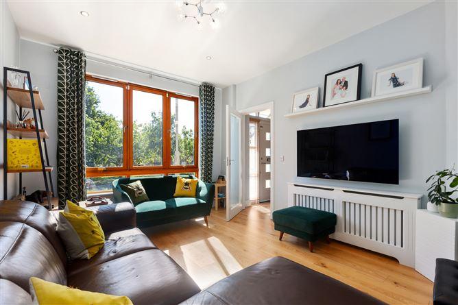 3, Belarmine Square, Dublin 18, historical listing image 5