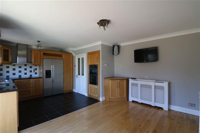 14 Oaklawn, Leixlip, Kildare, historical listing image 4