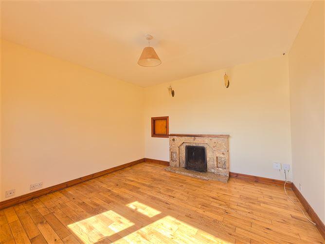 No. 3 Knockthomas Drive , Castlebar, Mayo, historical listing image 4