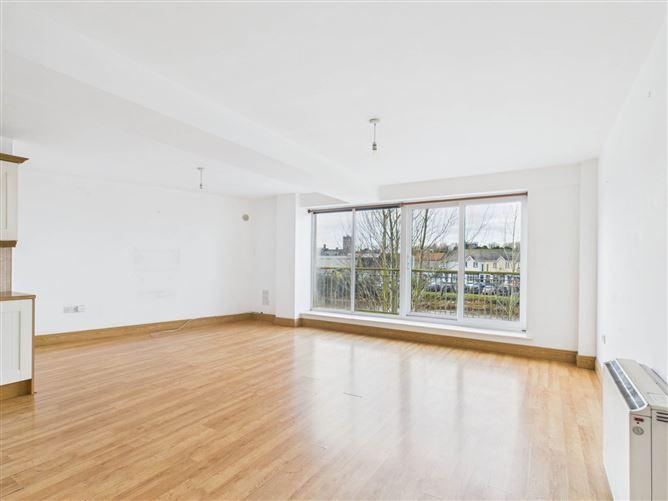 Apartment 4, Moate Castlefield Garter Lane, The, Co. Westmeath, historical listing image 3