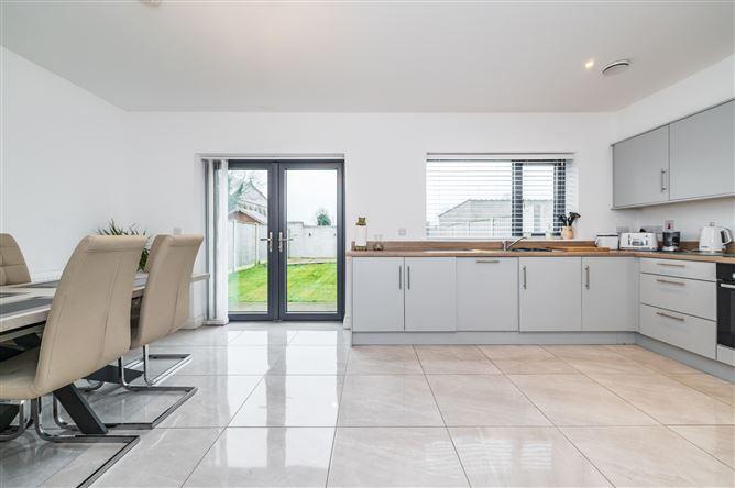 102 Grand Canal Wood, Allenwood, Co. Kildare, historical listing image 4