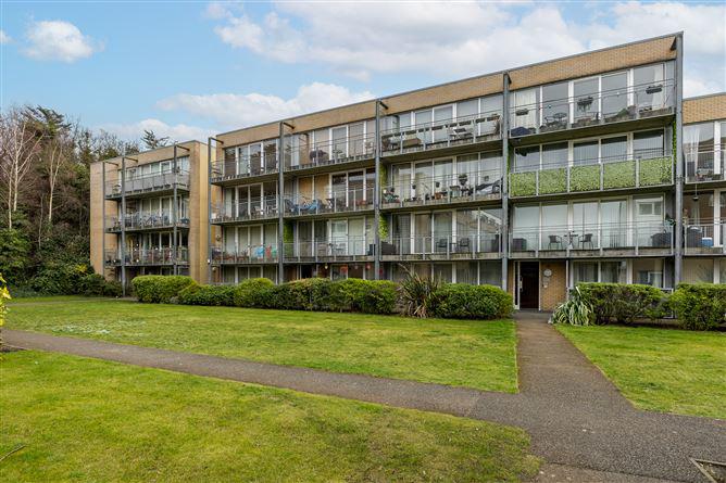 Apartment 17 Griffith Hall, Block B, Glandore Road, Drumcondra, Dublin 9, historical listing image 5