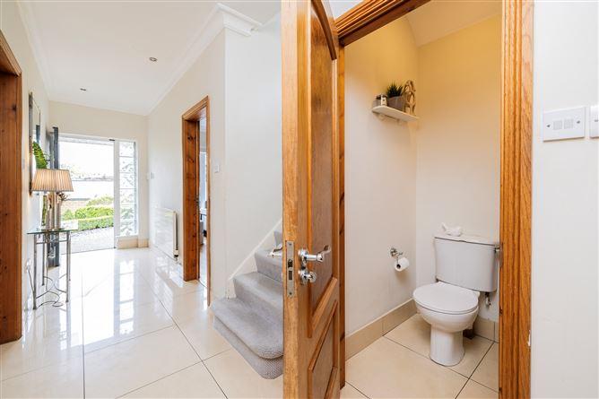 9 Dalton Mews, Malahide, County Dublin, historical listing image 4
