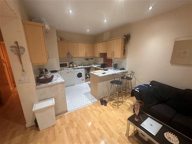 Apartment 200, Block F, Seven Oaks, Ballyfermot, Dublin 10, D10AT26, historical listing image 3