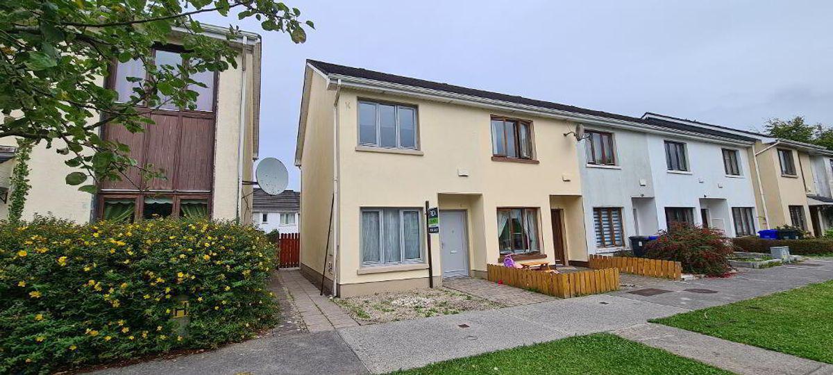 12 Maigh Glas, Lis Cara, Carrick-on-Shannon, Co. Leitrim, historical listing image 1