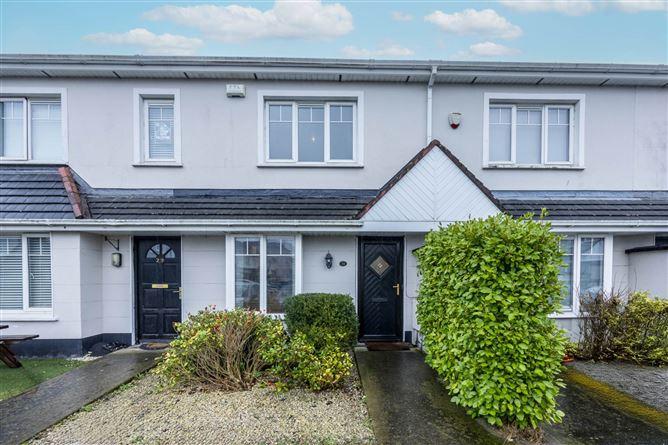 31, Holywell Square, Co. Dublin, historical listing image 1