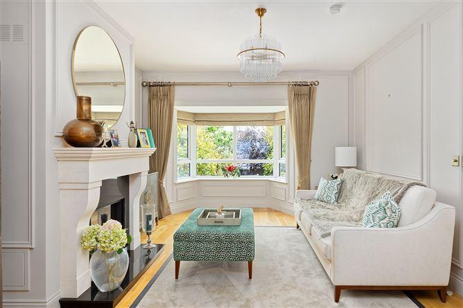14 Straffan Manor, New Road, Straffan, Kildare, historical listing image 5