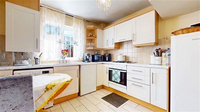 3 Bishops Orchard, Tyrrelstown, Dublin 15, historical listing image 5