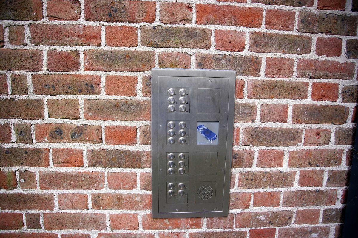 7 Block A, Stradbrook Apartments, Portlaoise, Co. Laois, R32N253, historical listing image 3