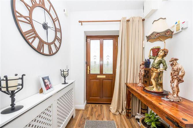 8 Boroimhe Alder, Swords, County Dublin, historical listing image 2
