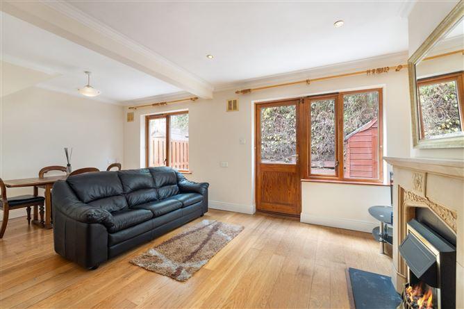 7, Rathmichael Park, Dublin 18, historical listing image 3