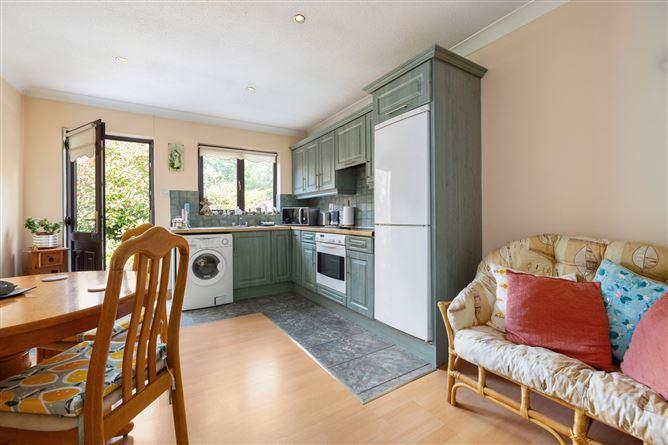 31 Brooklands, Marlton Road, Wicklow Town, Co. Wicklow, historical listing image 3