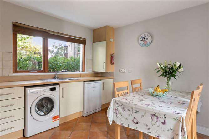 2, Hunters Walk, Dublin 24, historical listing image 6