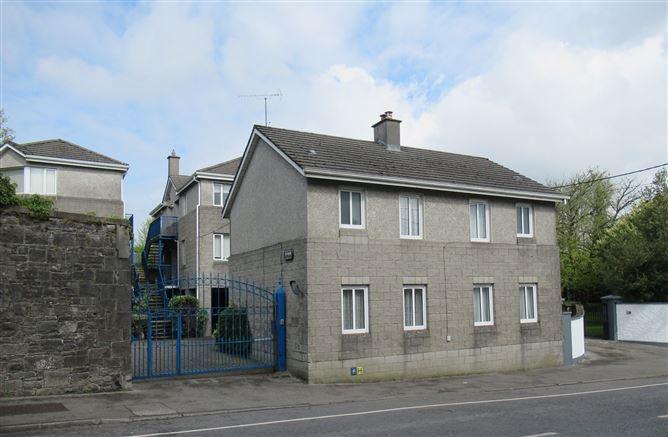 6, The Courtyard Mount, Co. Westmeath, historical listing image 2