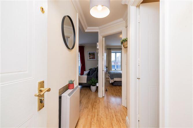 Apt 32 The Northumberlands, Love Lane, South City Centre, Dublin 2, historical listing image 3