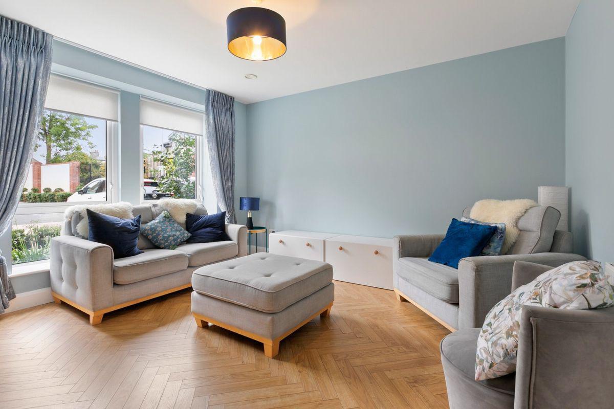 28 Fairway Drive, Cualanor, Dun Laoghaire, Co. Dublin, historical listing image 2
