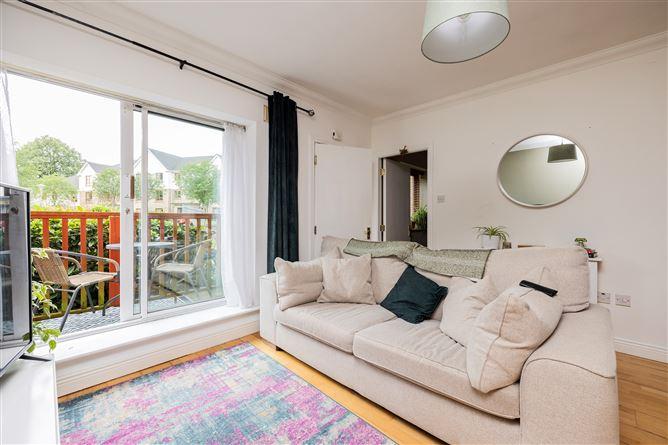 19 The View, Larch Hill, Santry, Dublin 9, historical listing image 3