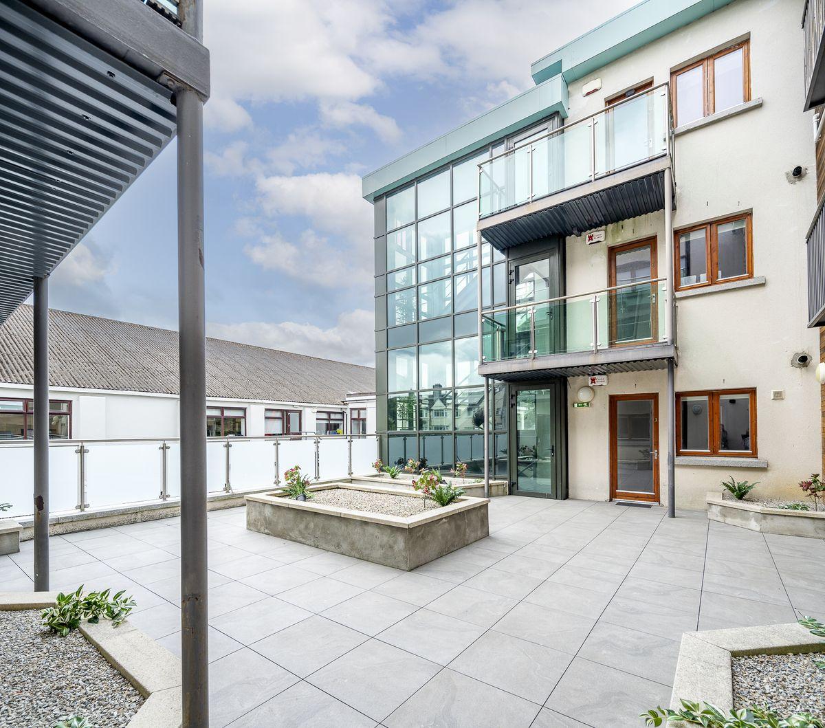 3 Landscape Court , Churchtown, Dublin 14, historical listing image 1